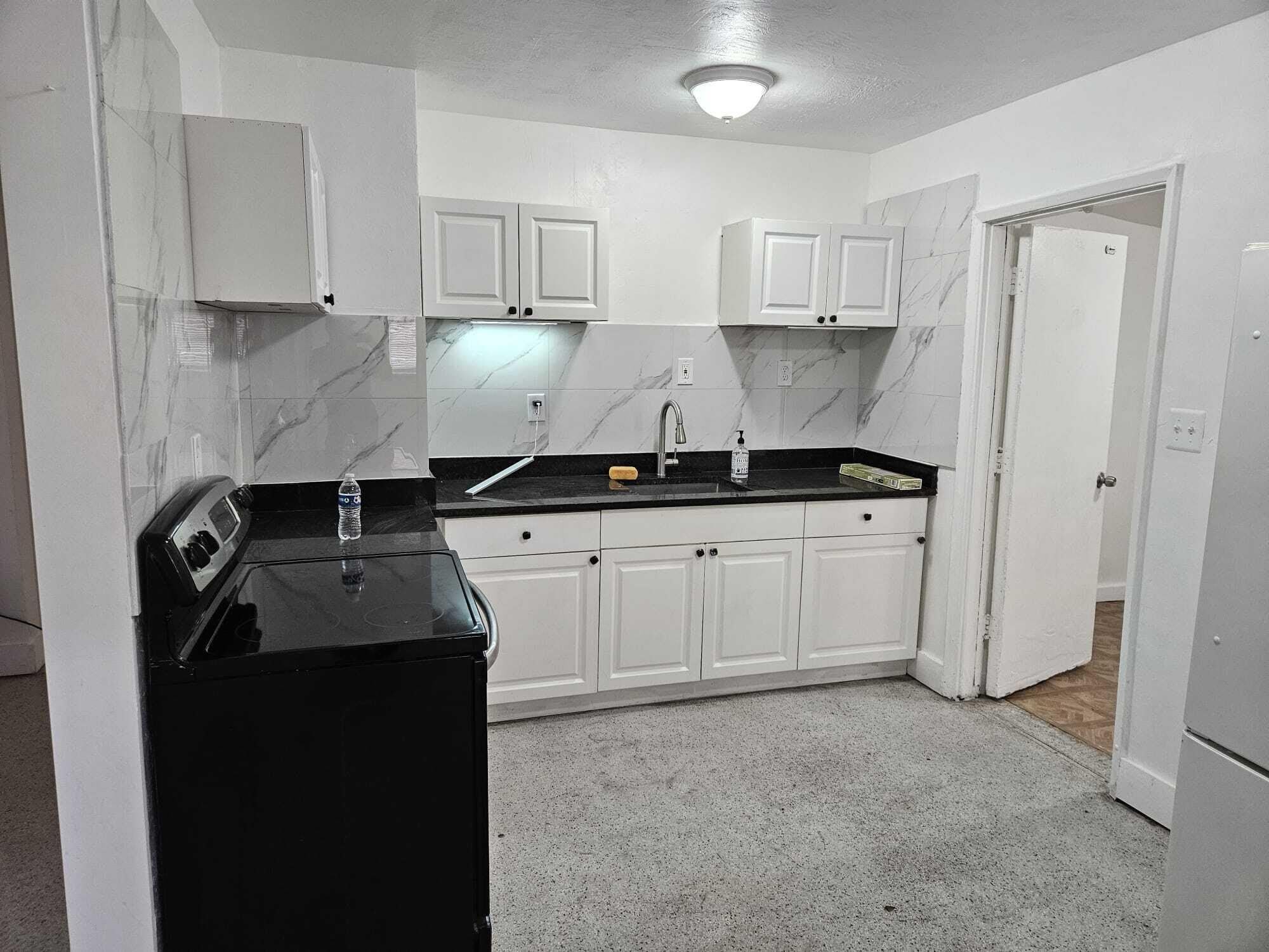 2740 NW 2ND Street – photo 2