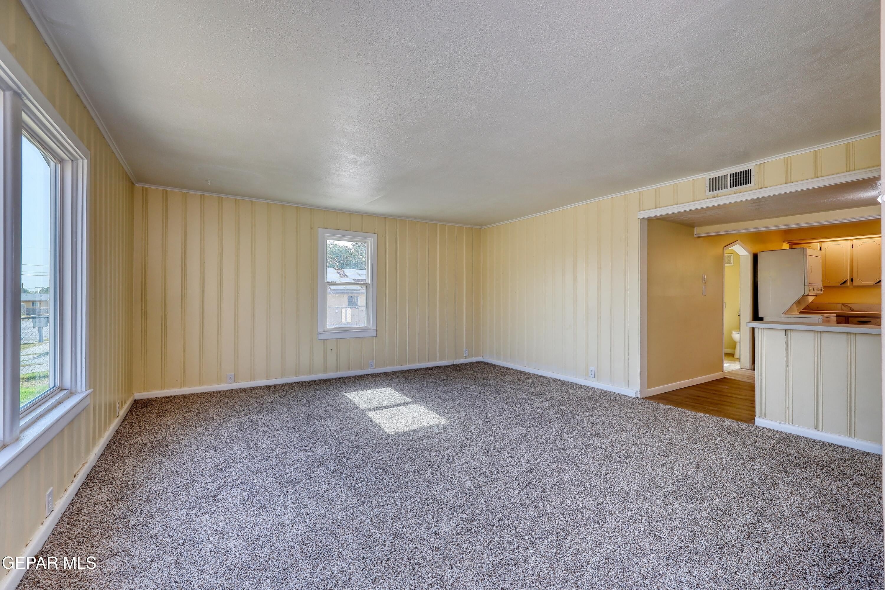 4408 Arlen Avenue – photo 5