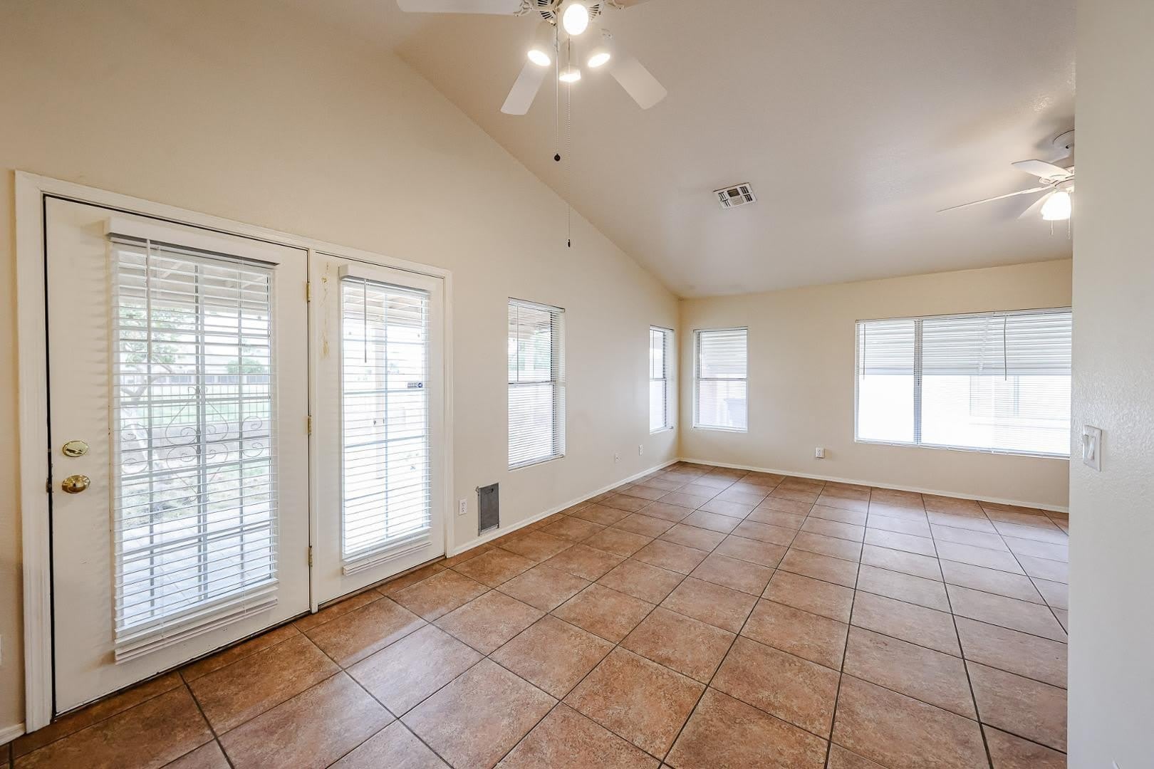 10935 W Ruth – photo 5