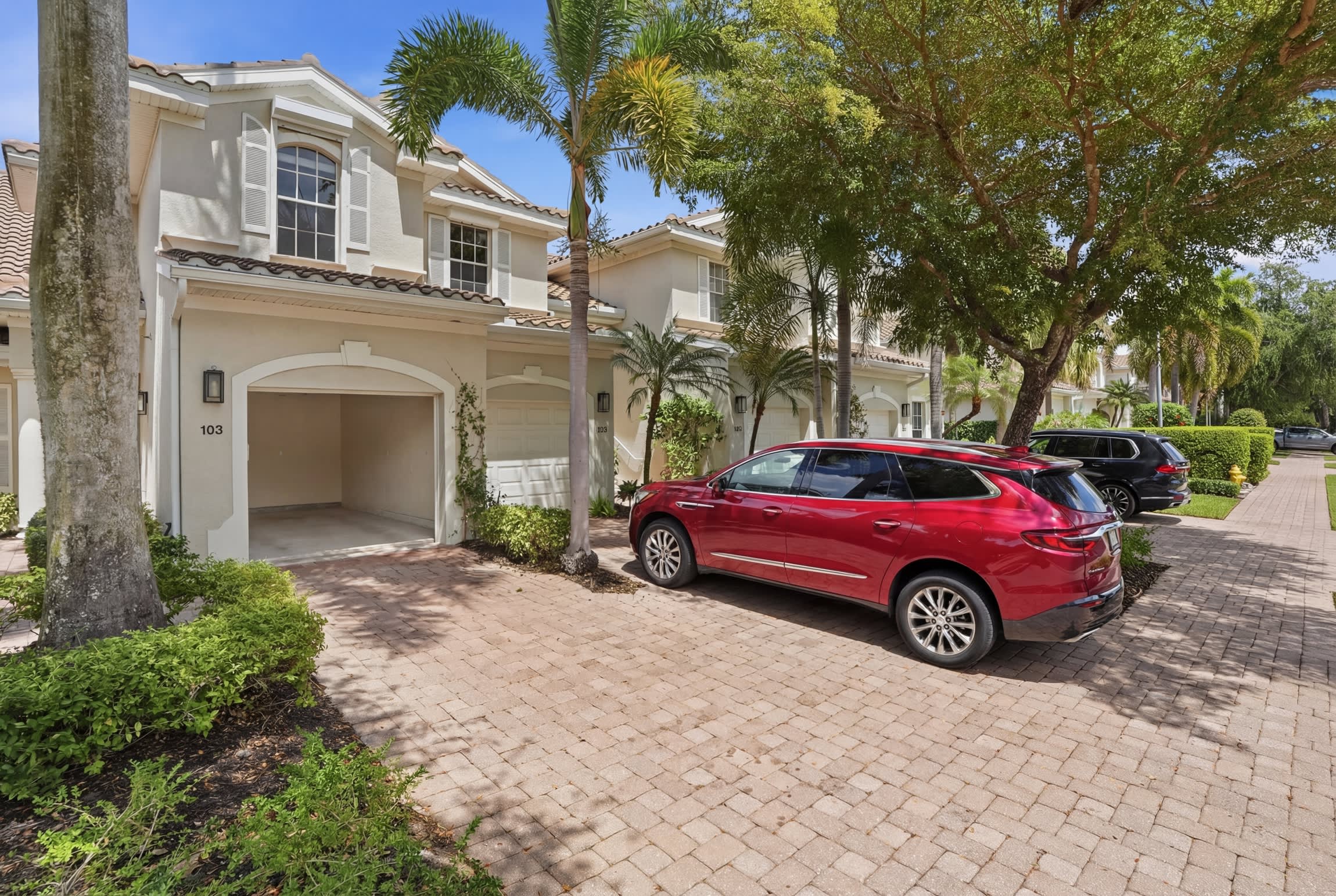 12854 Carrington Circle – photo 4