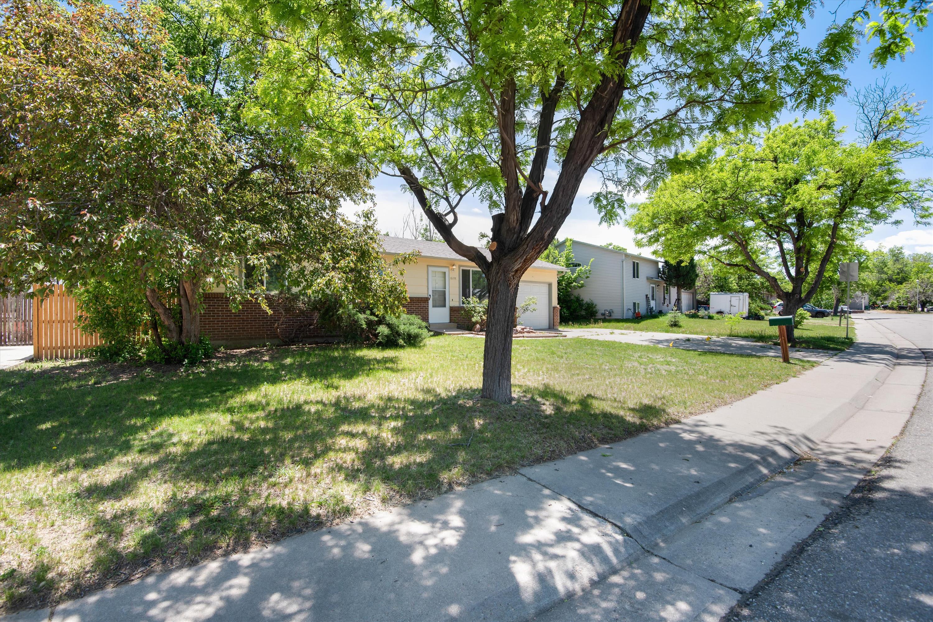 16176 E Bates Dr – photo 2