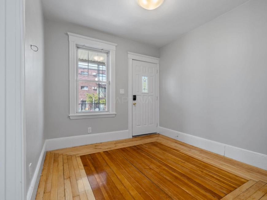 16 Windsor Rd. – photo 5