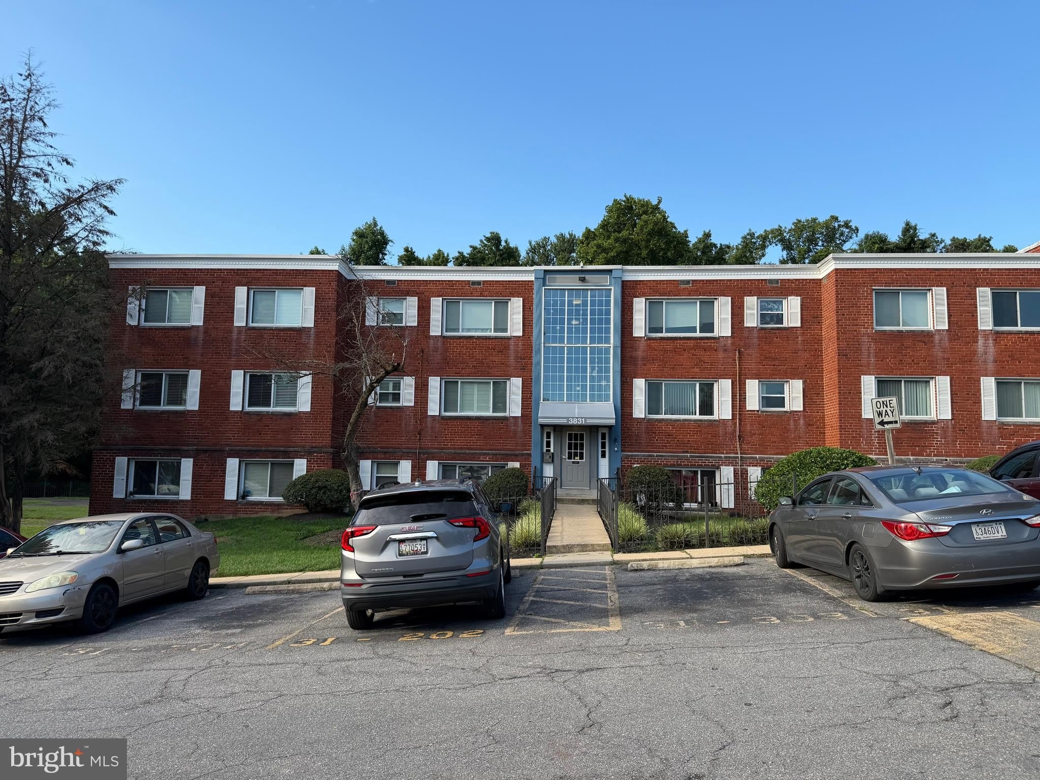 3831 HAMILTON Street – photo 1