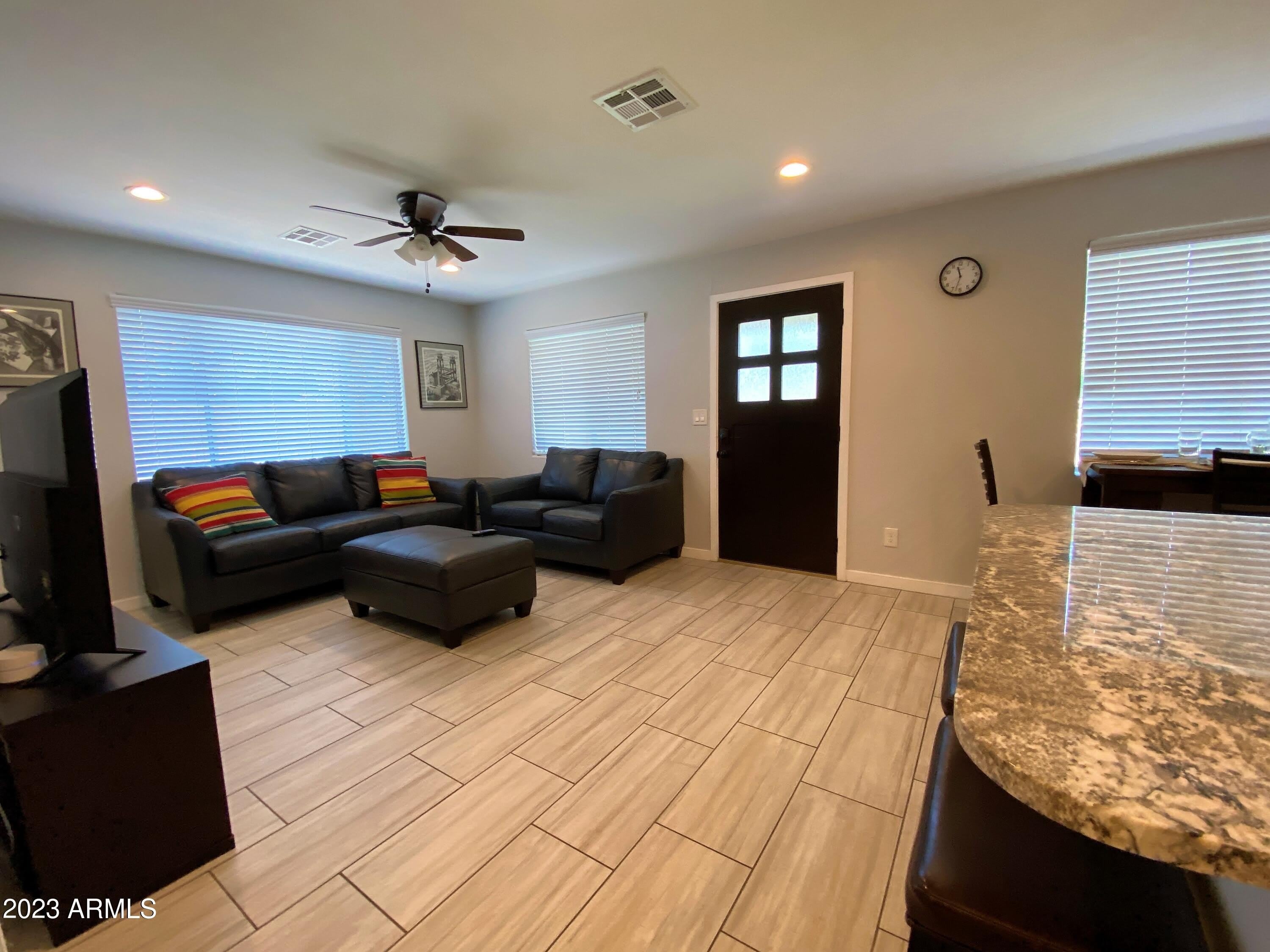 33 N Hobson – photo 5