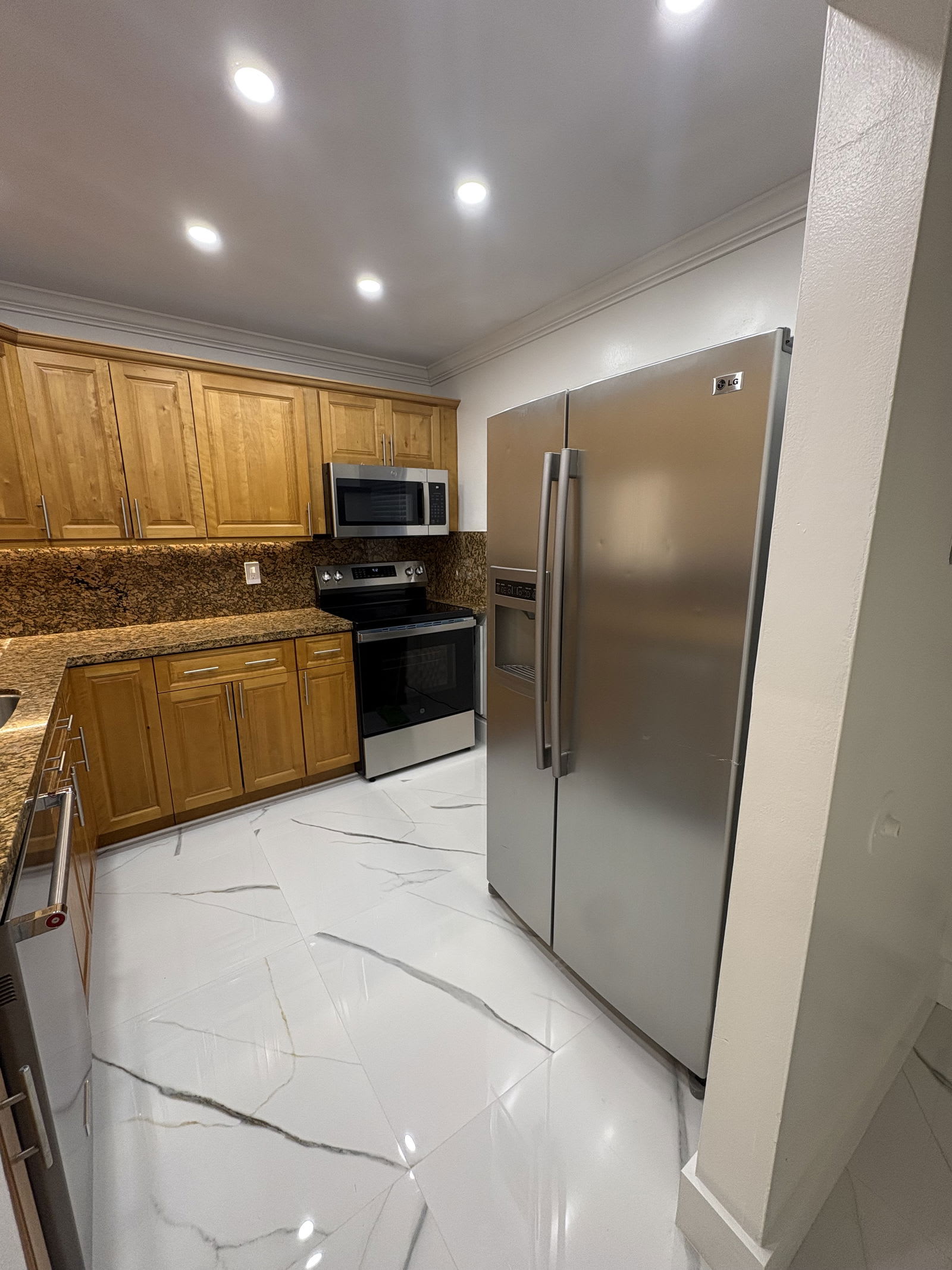 7707 Camino Real – photo 3