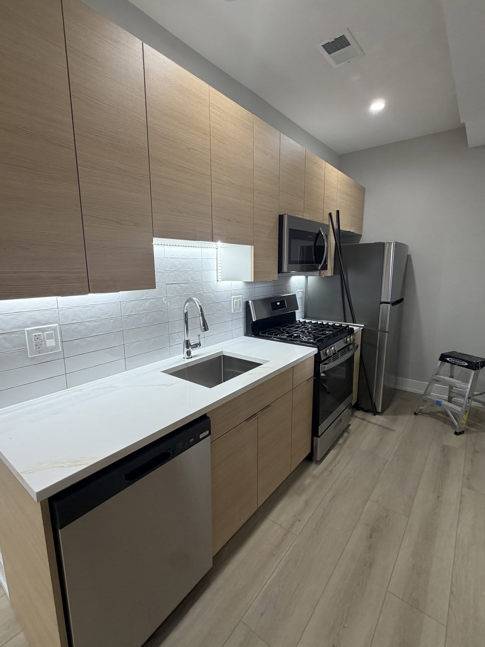 4123 South University Avenue – photo 2