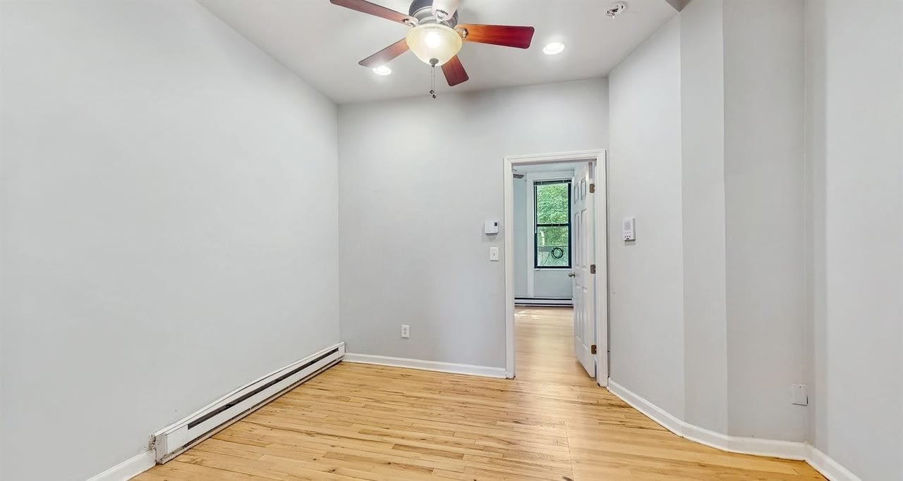 244 Webster Ave – photo 3
