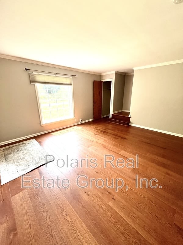 4702 Rookwood Ave – photo 5