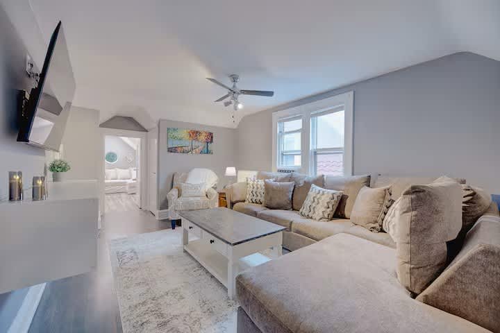 1301 East Oklahoma Avenue – photo 5