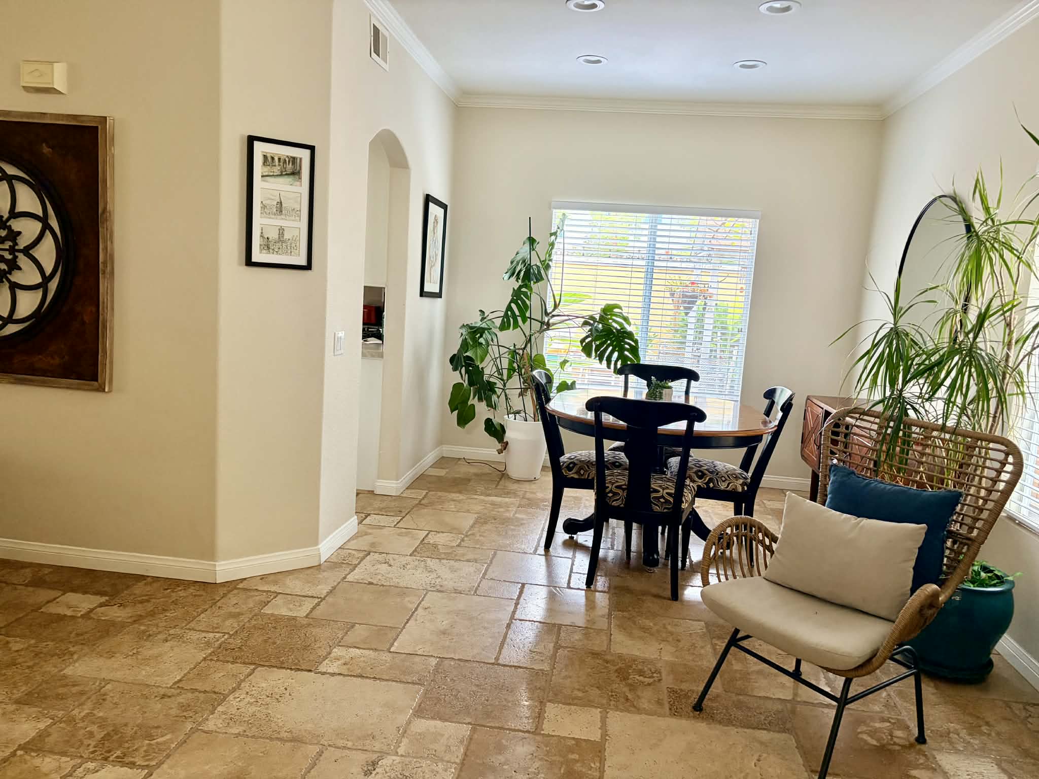 545 Sonoma Street – photo 5