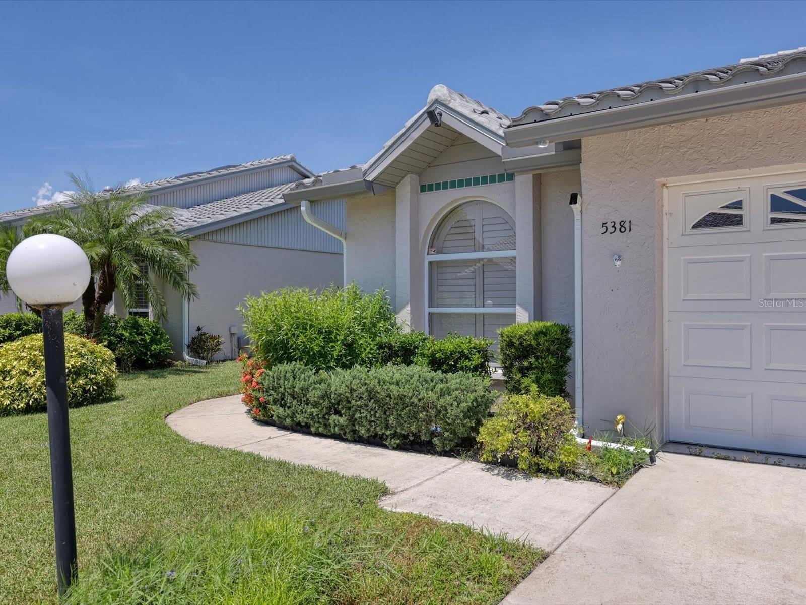 5381 KELLY Drive – photo 2