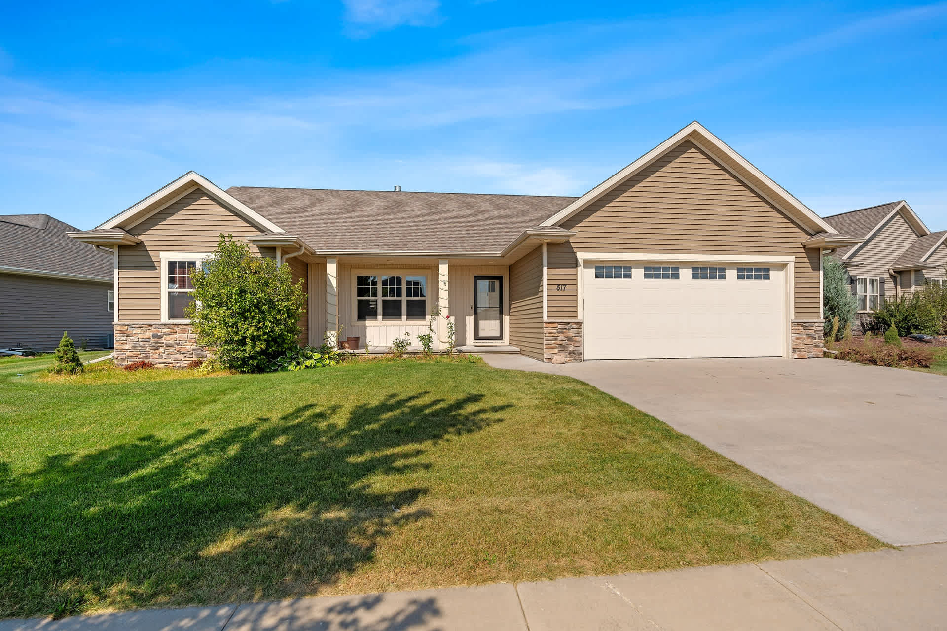 517 Pebblestone Circle – photo 1