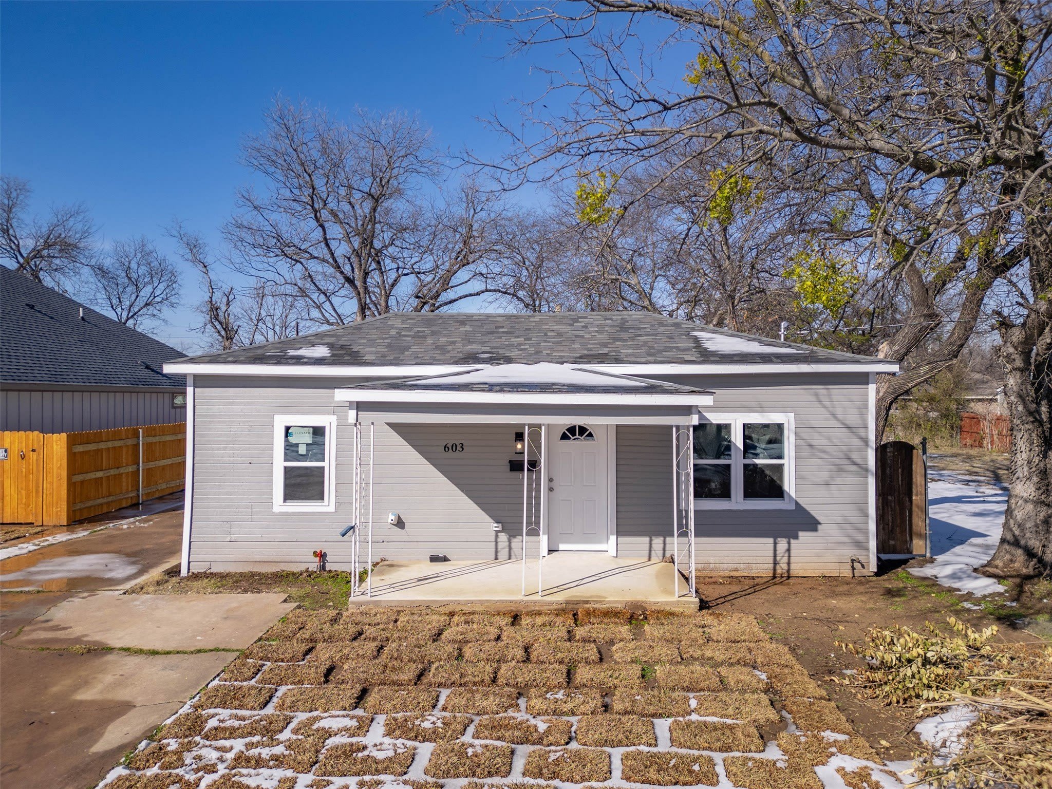 603 E Willingham Street – photo 4