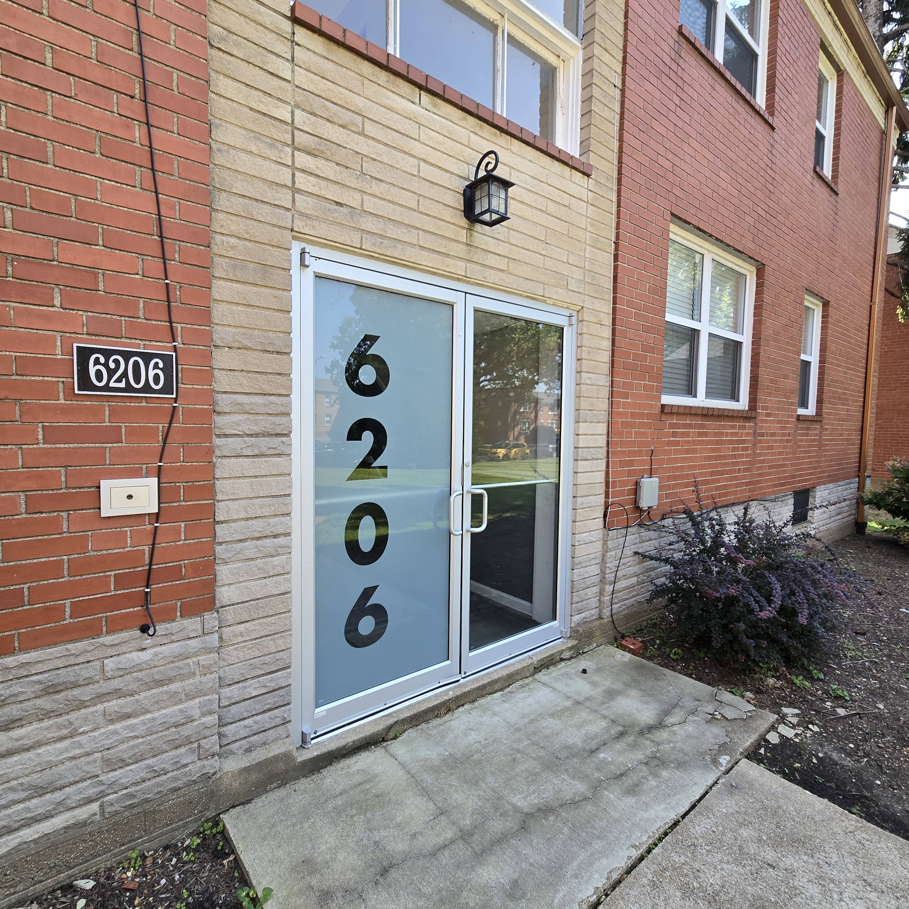 6206 Nagel Ave – photo 2