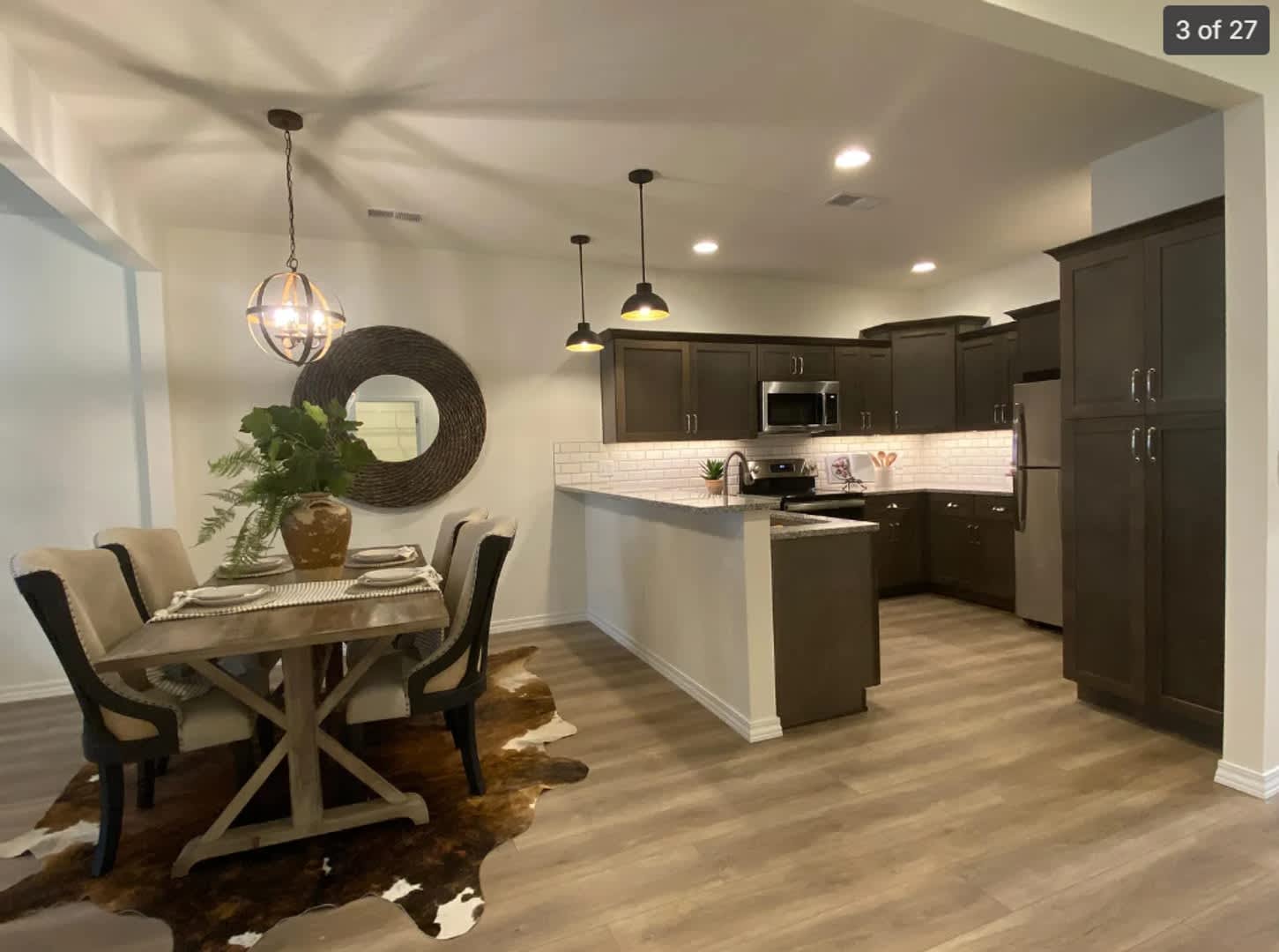 NEW LUXURY 2 BED 2 BATH 1 CAR GARAGE DUPLEX – photo 3