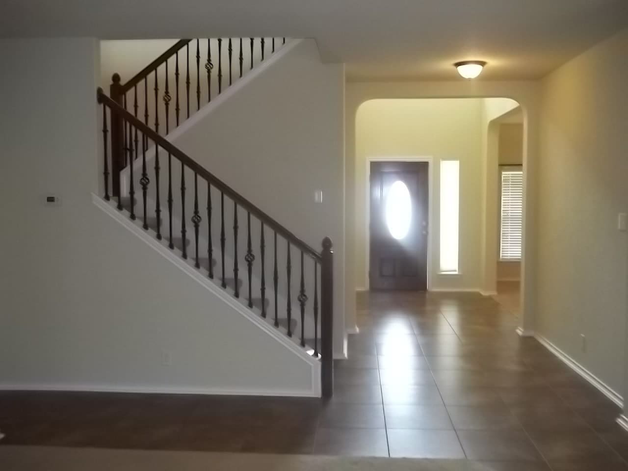 BEAUTIFUL 5 BEDROOM, 3.5 BATHROOM HOME! – photo 5