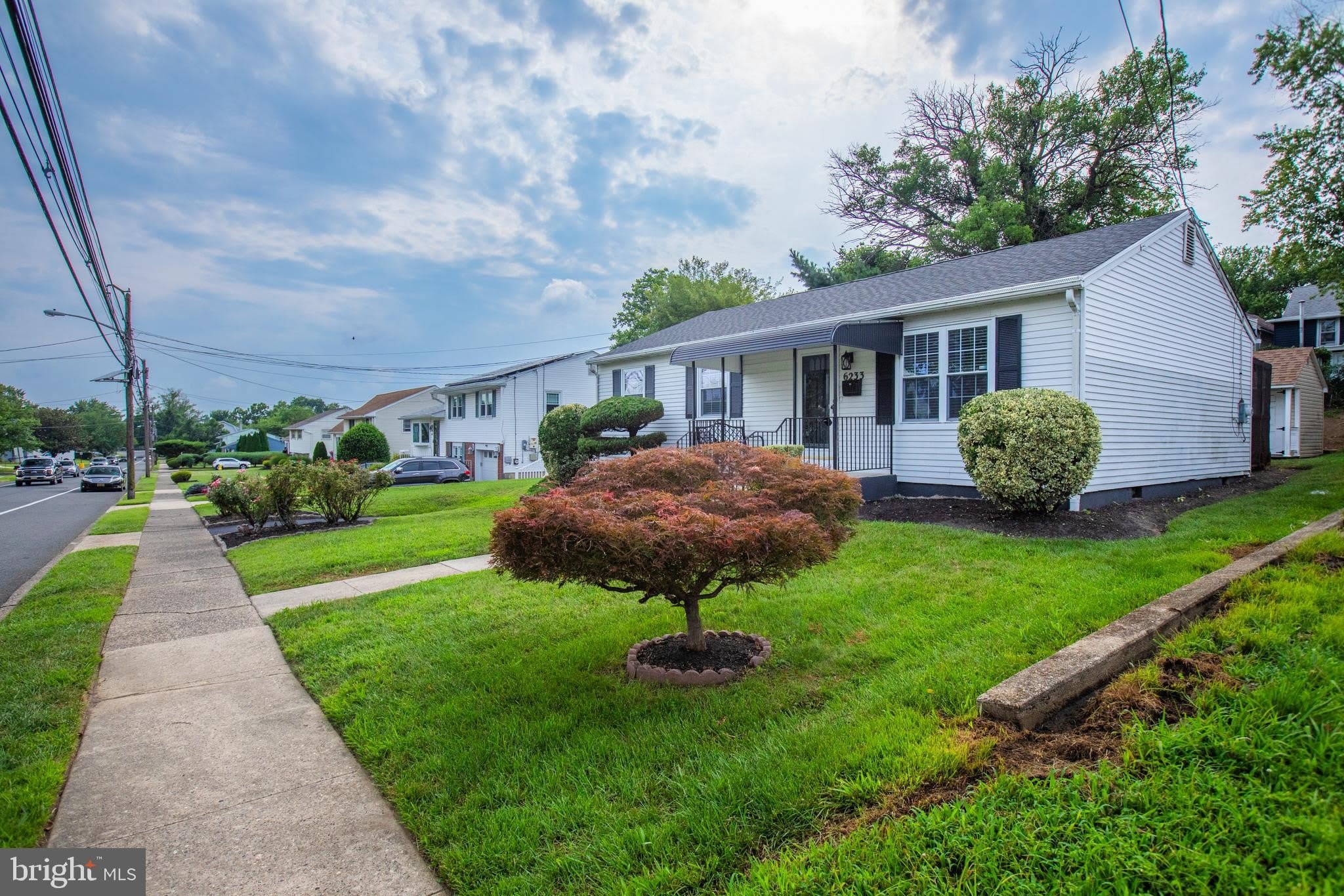 6233 MAGNOLIA Avenue – photo 3