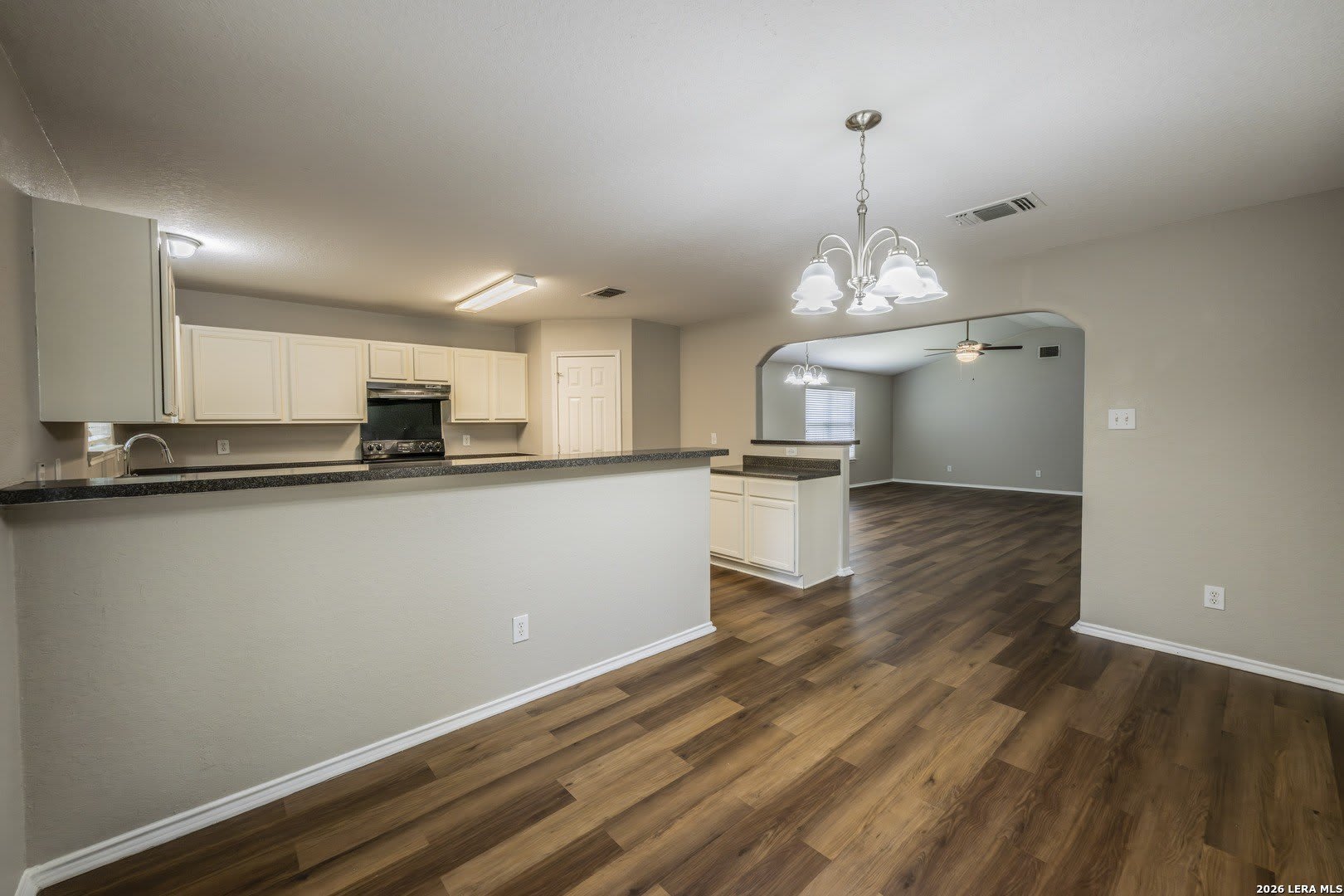 4210 Wensledale Dr – photo 4