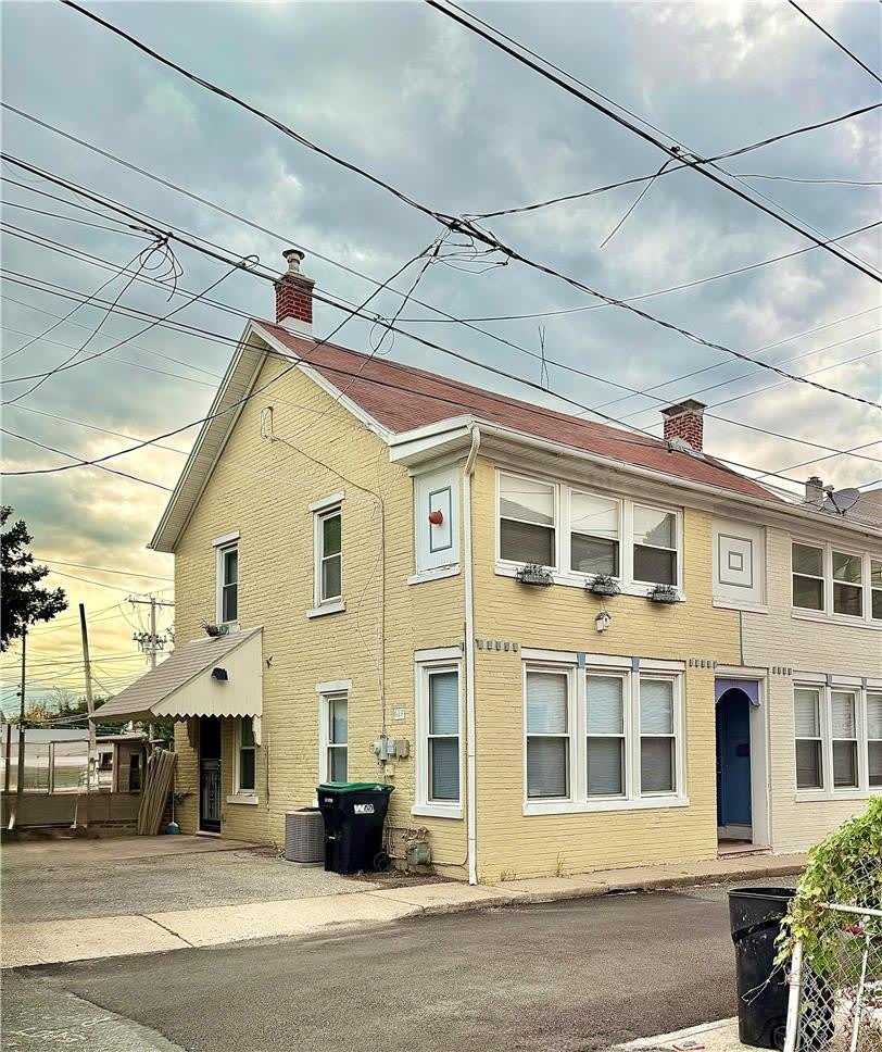 617 School Street – photo 1