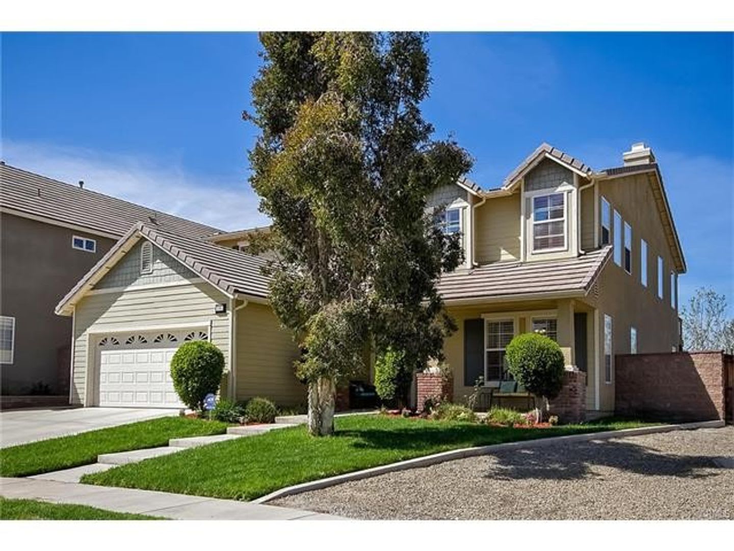 5 Bed 3 Full Bath Corona Pool House – photo 4