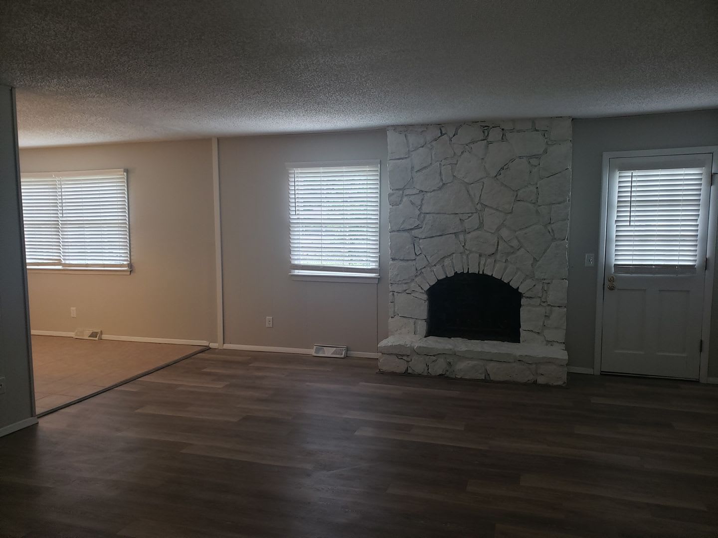 Great Location w/ Lots of Up Dates – photo 4