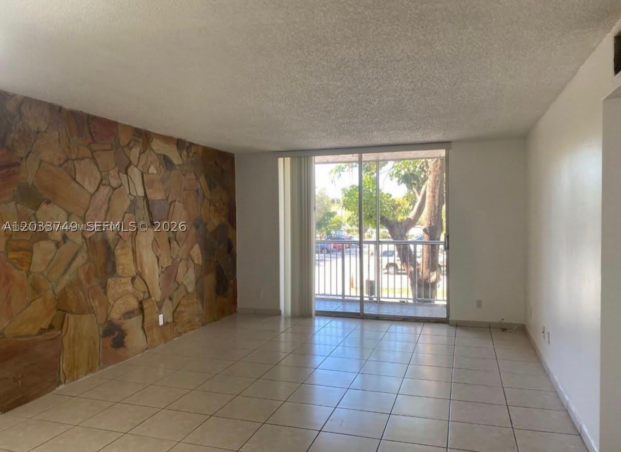 8421 NW 8th St – photo 5