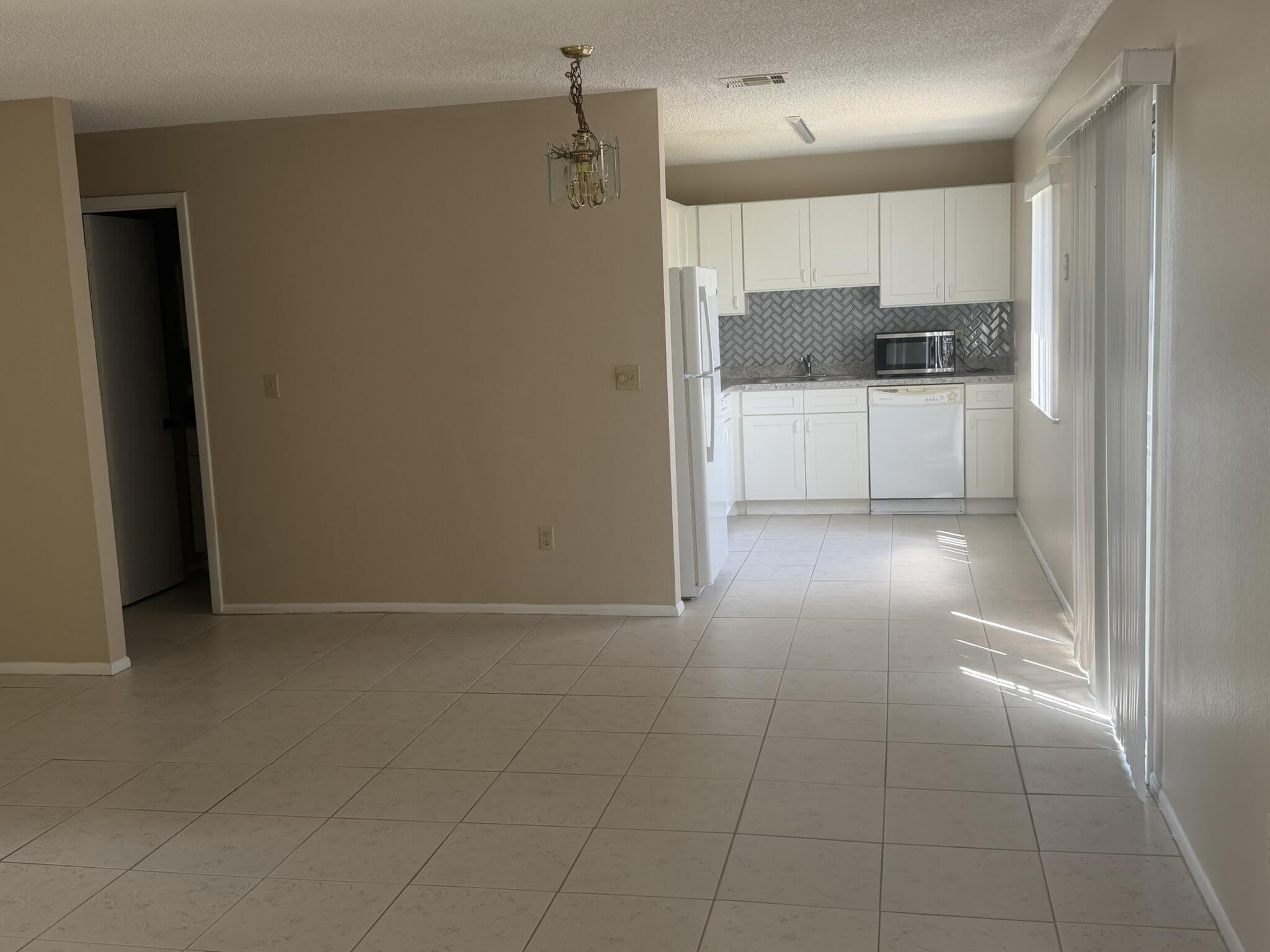 1131 SE Parrish Court – photo 3