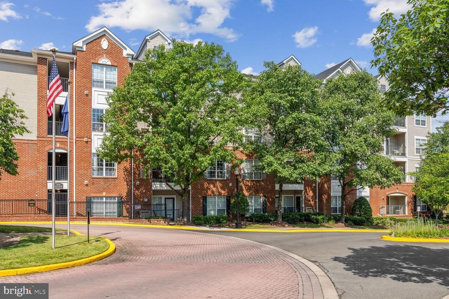 4850 EISENHOWER AVE #205 – photo 2