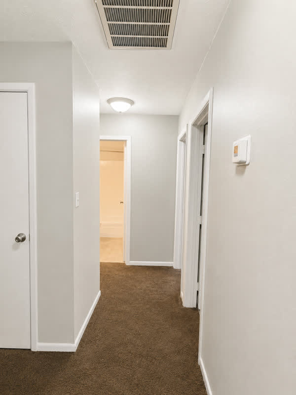 1420 E Jefferson Street – photo 2