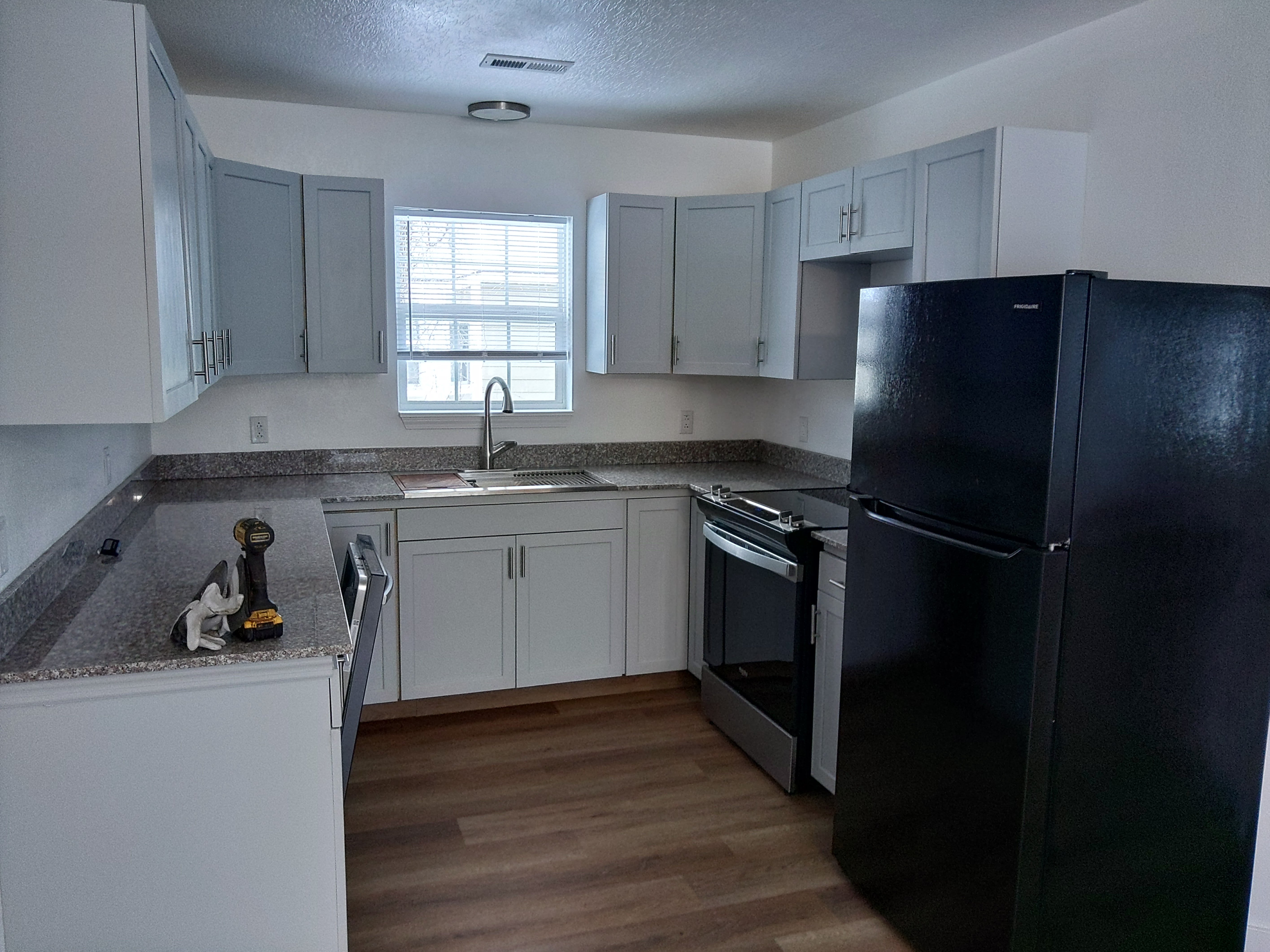 505 Apple St – photo 3