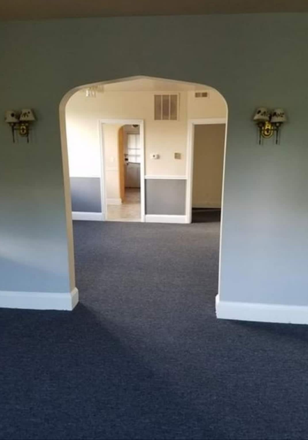 3213 Dorchester Road – photo 2