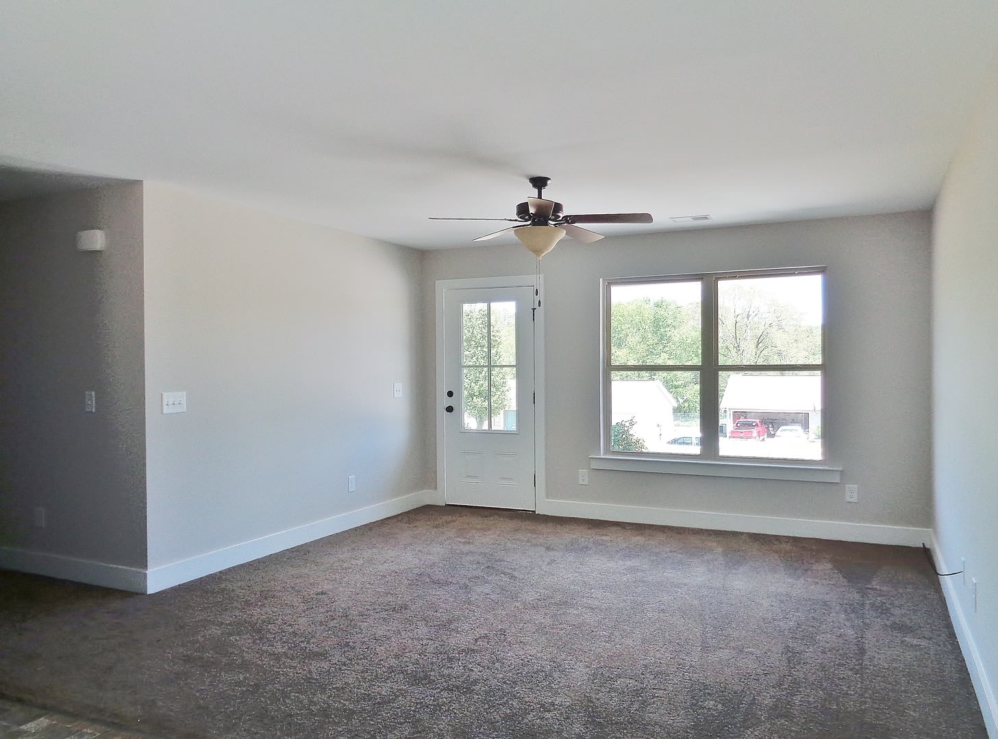DEPOSIT PENDING! Home for Rent in Vance, Alabama!! COMING SOON! – photo 5