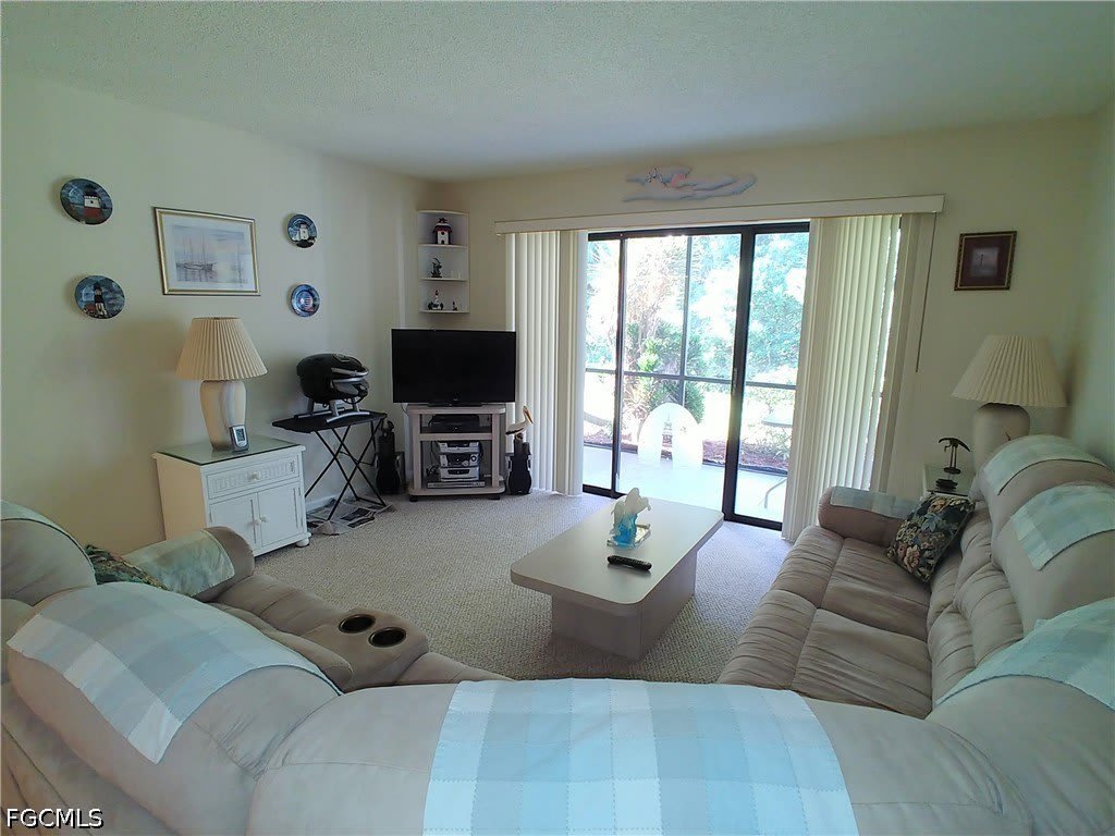 9650 Green Cypress Lane – photo 4