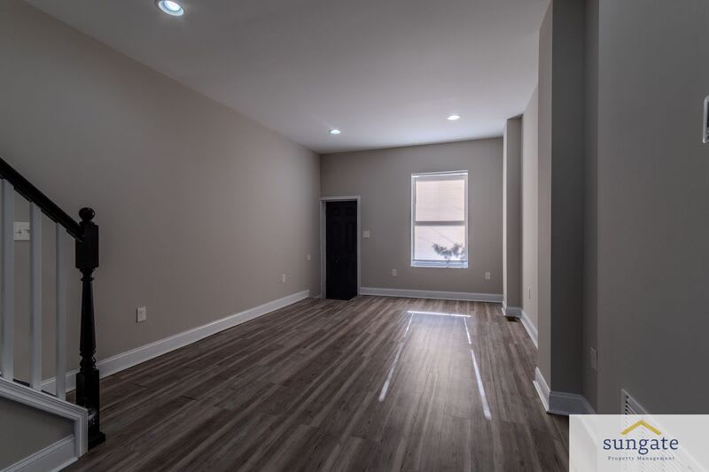 2340 W Fayette St – photo 3