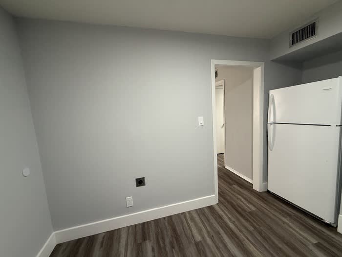 882 Crockett Place – photo 5