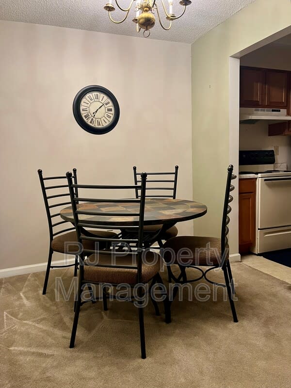 5656 Encino Cv – photo 3
