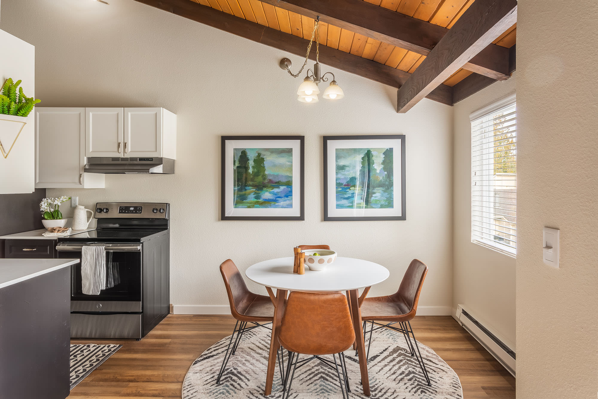 The Timbers at Kenmore – photo 3