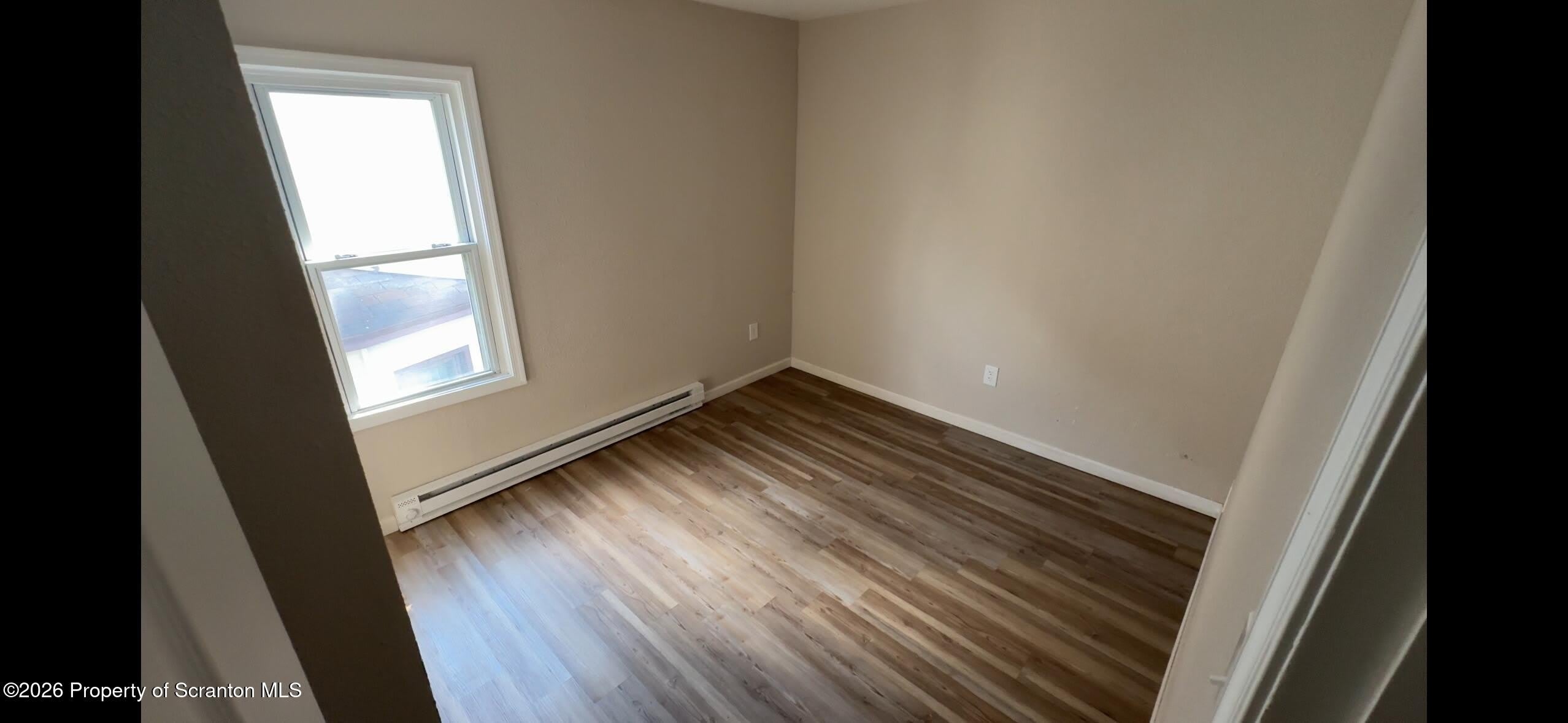 1014 Snyder Avenue – photo 5