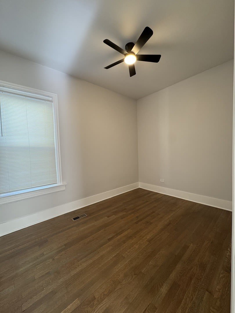 11578 S Perry Avenue – photo 4