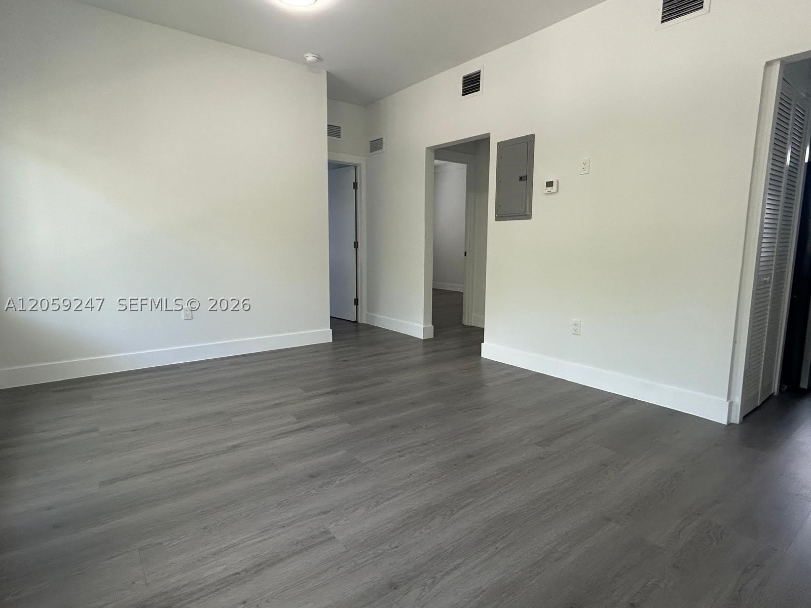 638 SW 21st Ave – photo 5