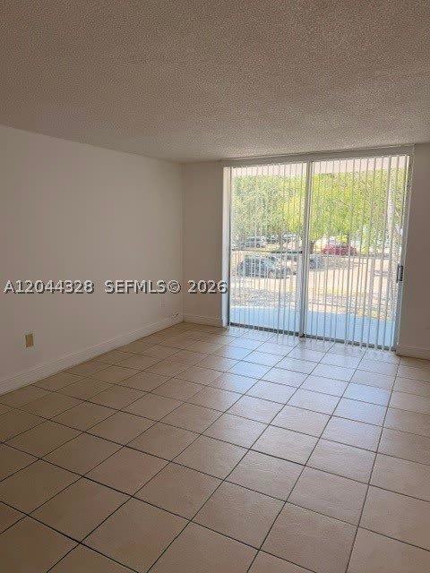498 NW 165th St Rd – photo 4