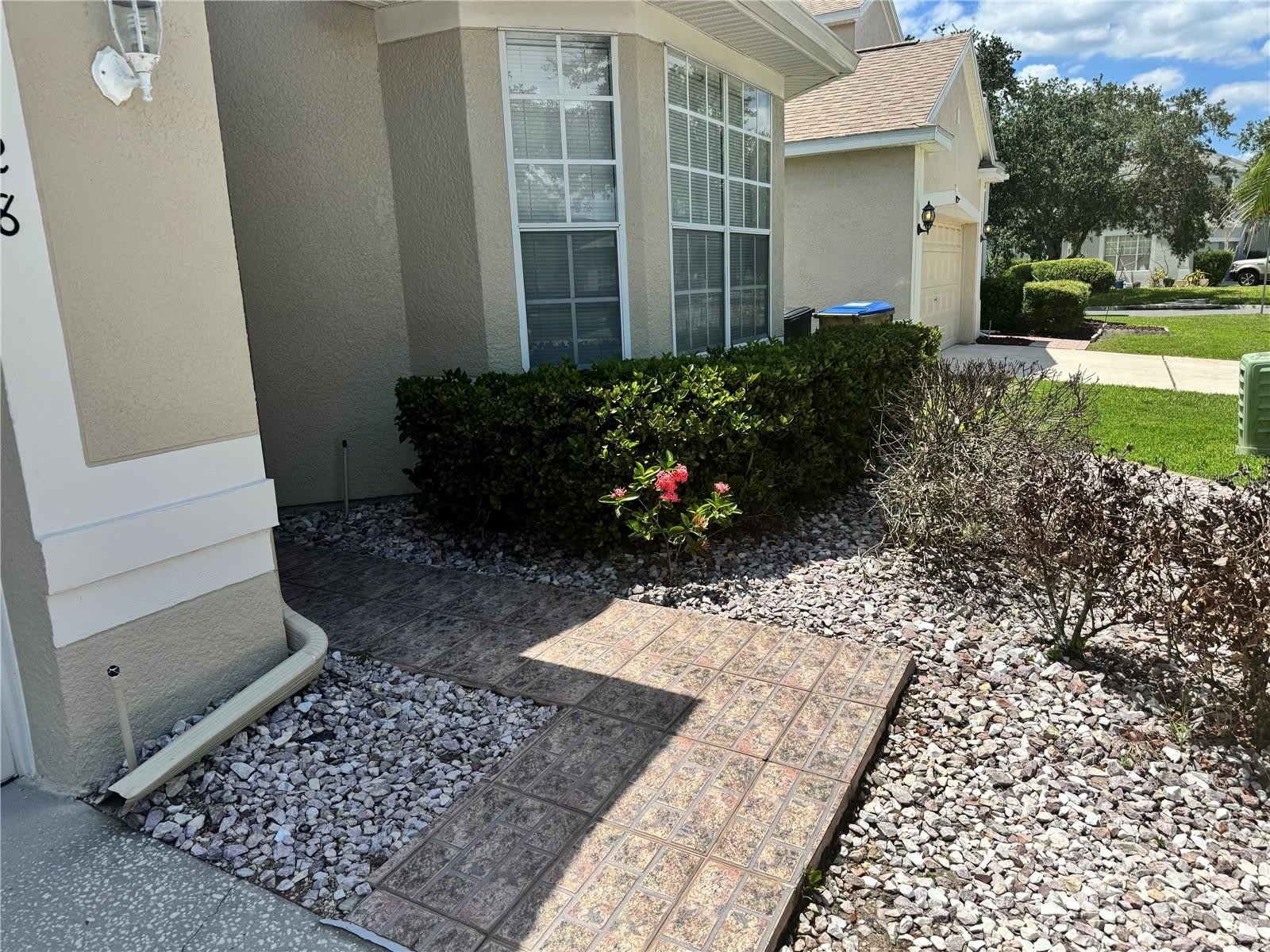 128 WESTMORELAND Circle – photo 2