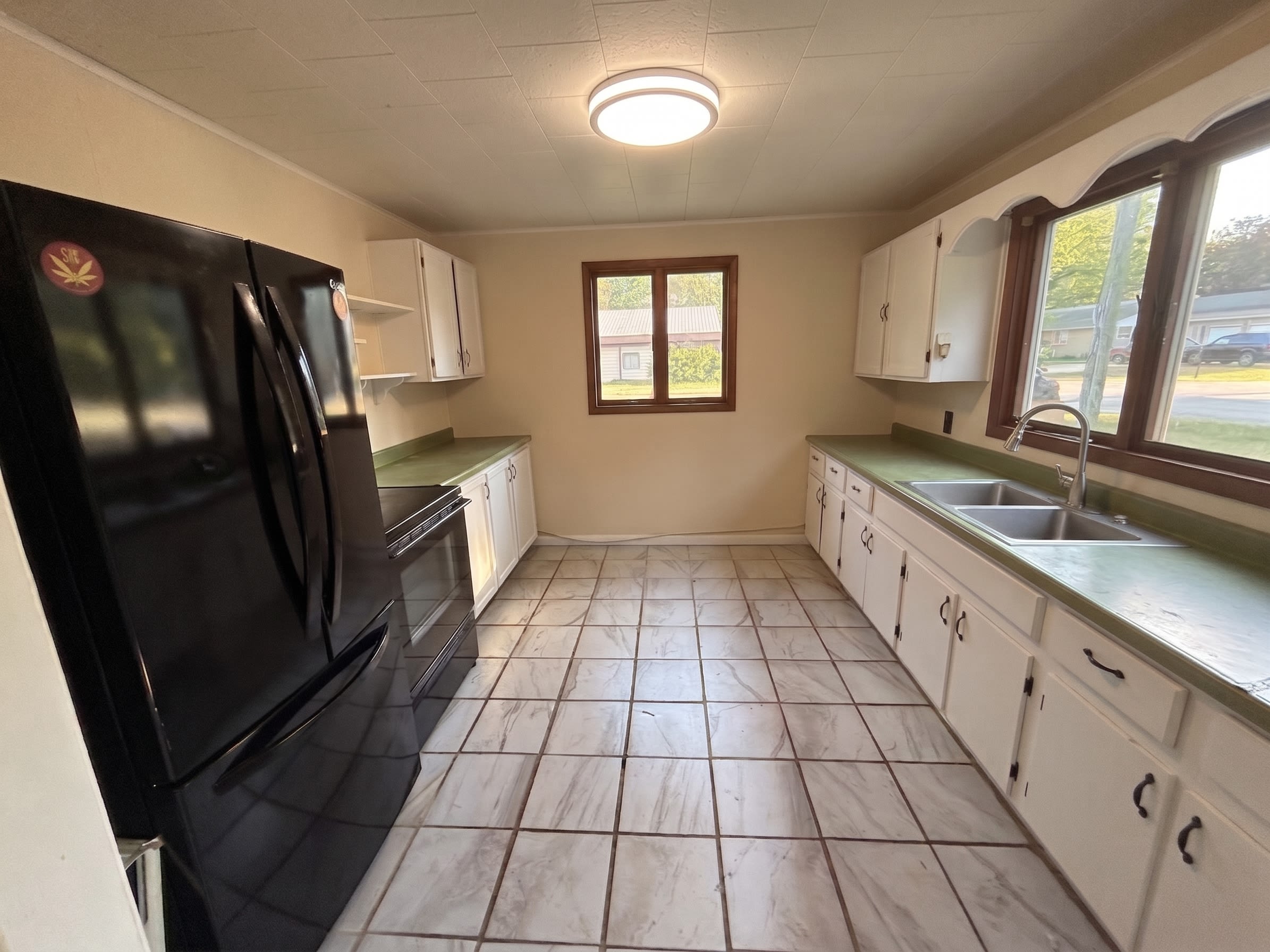 1713 Spruce St – photo 2