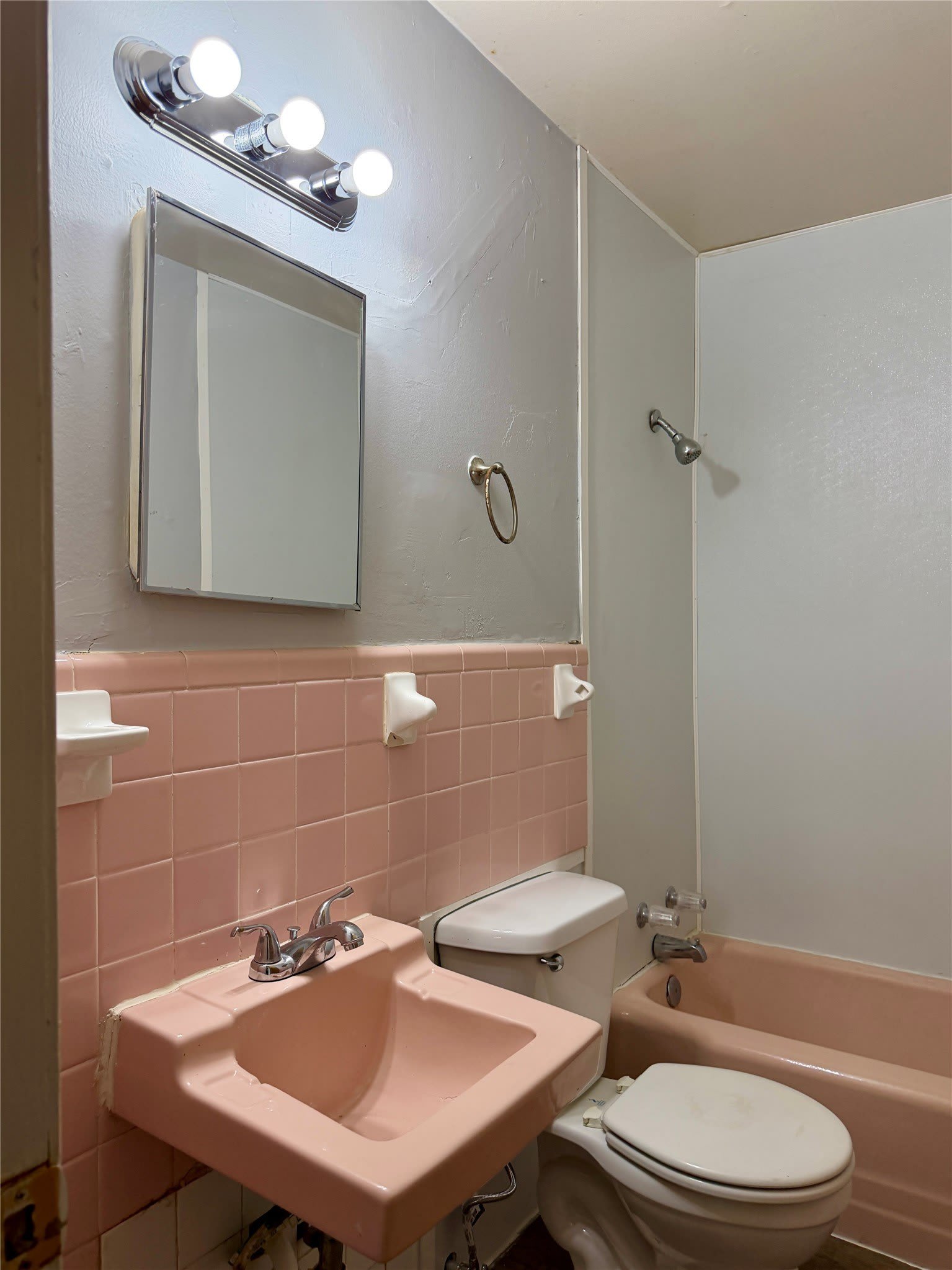 5349 Questa Drive – photo 3