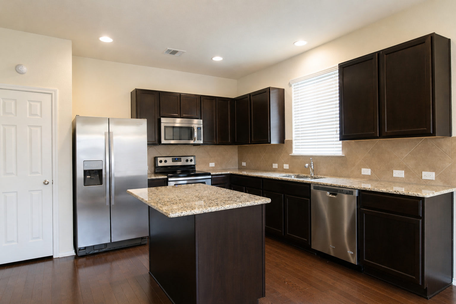 302 W Orion Dr – photo 4