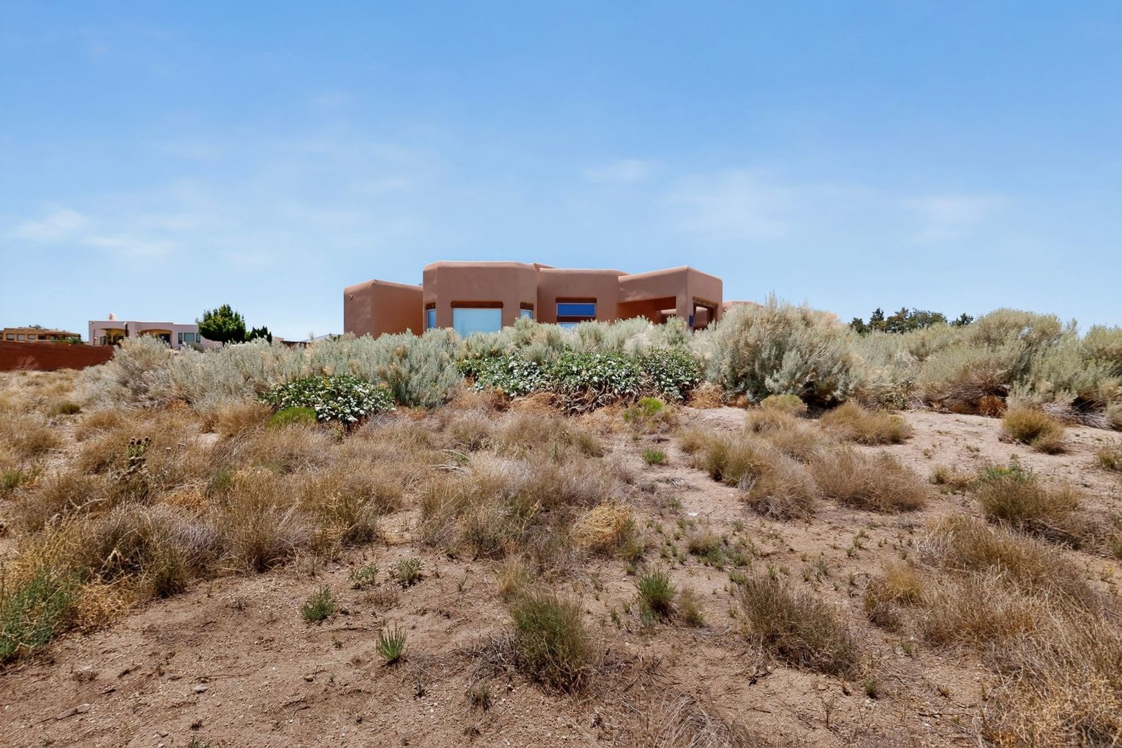 Luxuary Home in N. Alb Acres 2200/sf 3/bd 2/ba 2/cg – photo 3