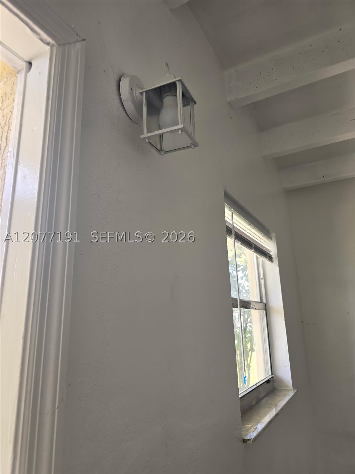 260 SW 11th Ave – photo 4