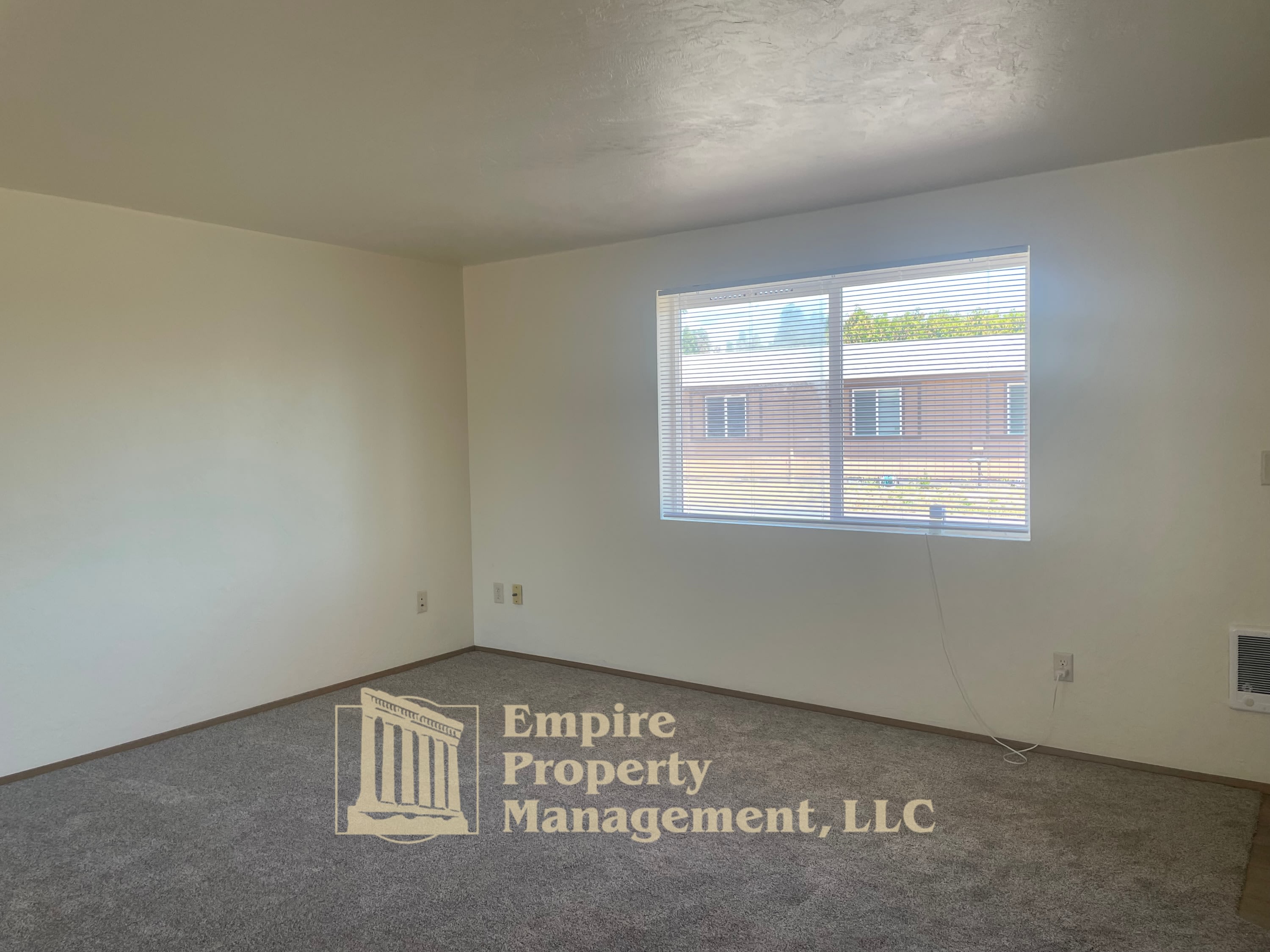 1910 Taft Street – photo 3