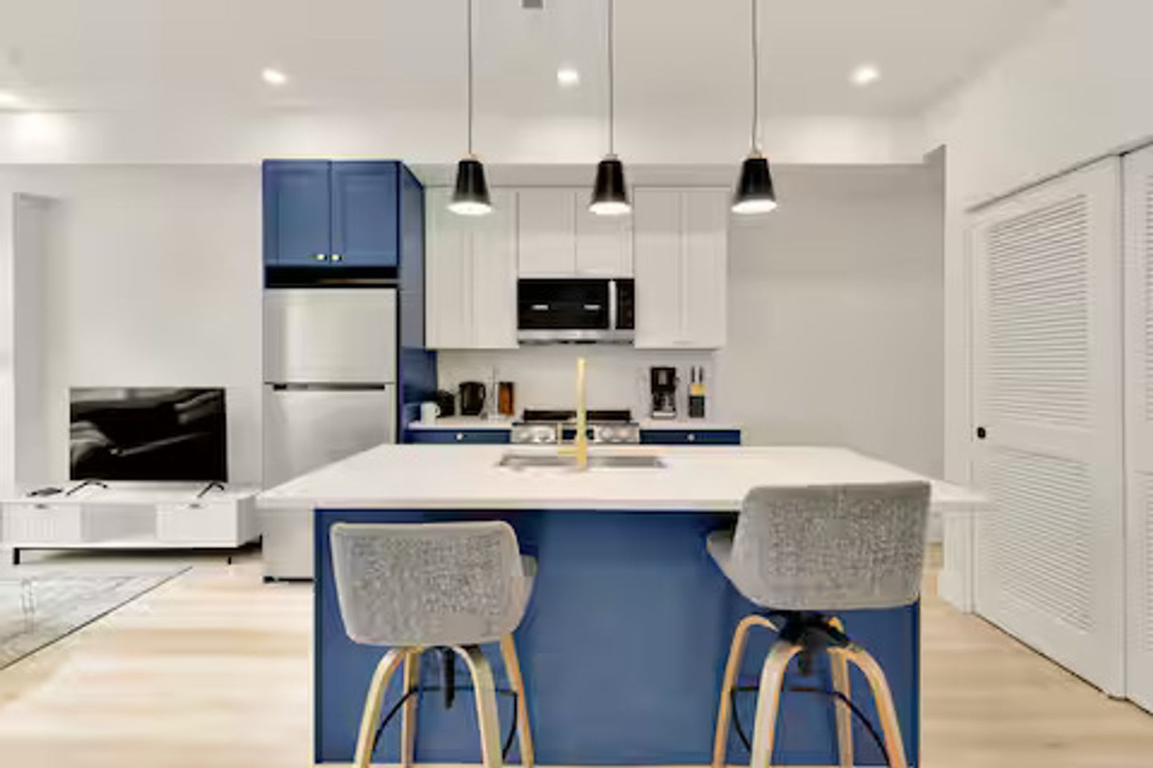 1630 K St NE #3 – photo 3