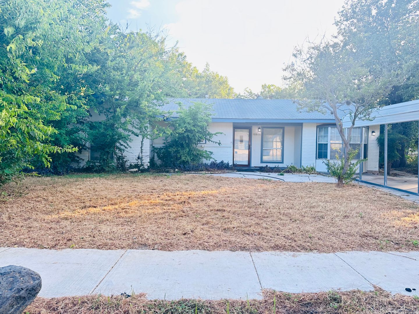 Beautifully renovated 5 bedroom, 3 bathroom home in Oak Grove! – photo 1